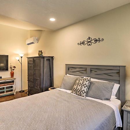 הוילה East Tucson House With Private Backyard And Fire Pit מראה חיצוני תמונה