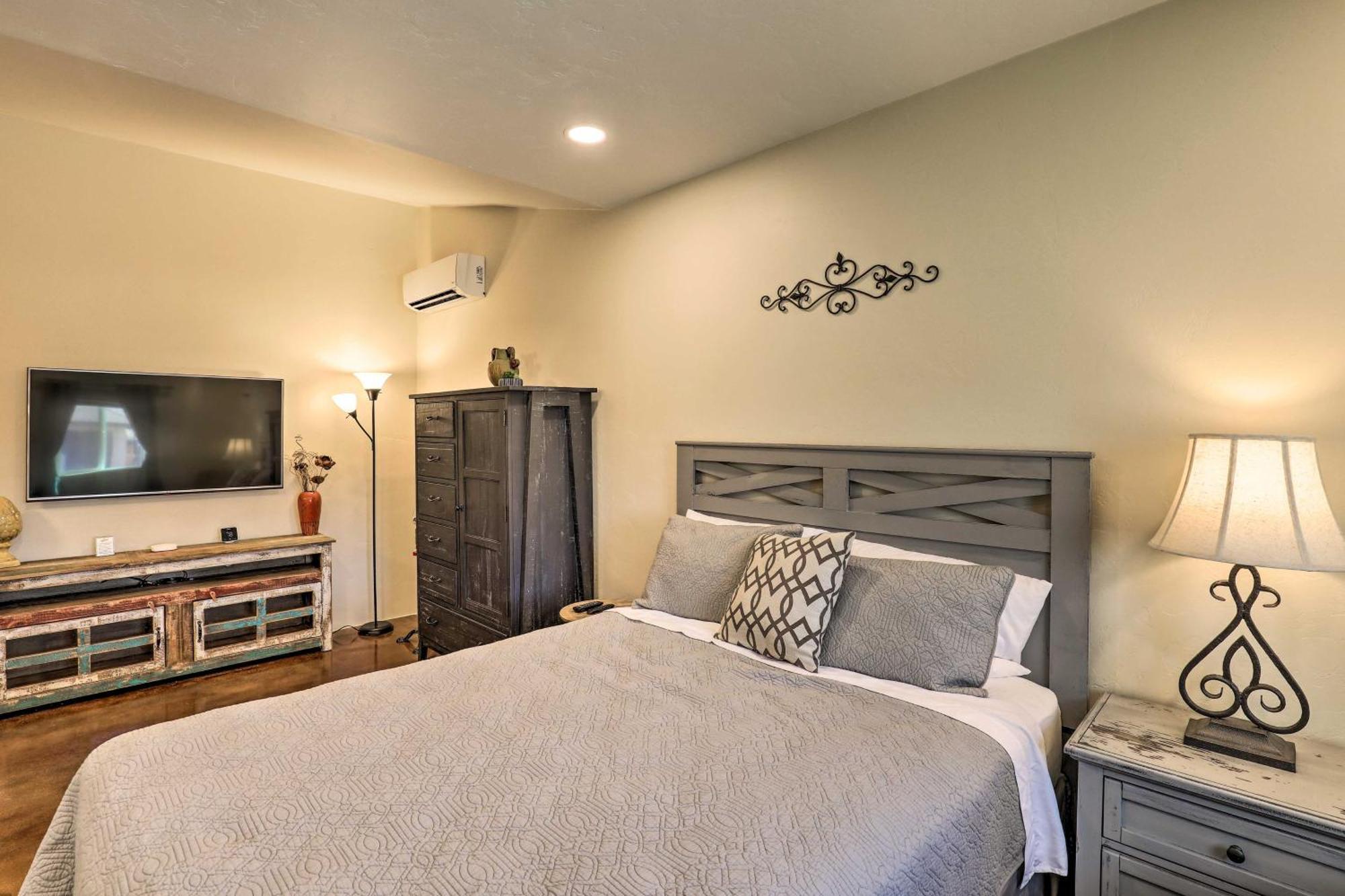 הוילה East Tucson House With Private Backyard And Fire Pit מראה חיצוני תמונה