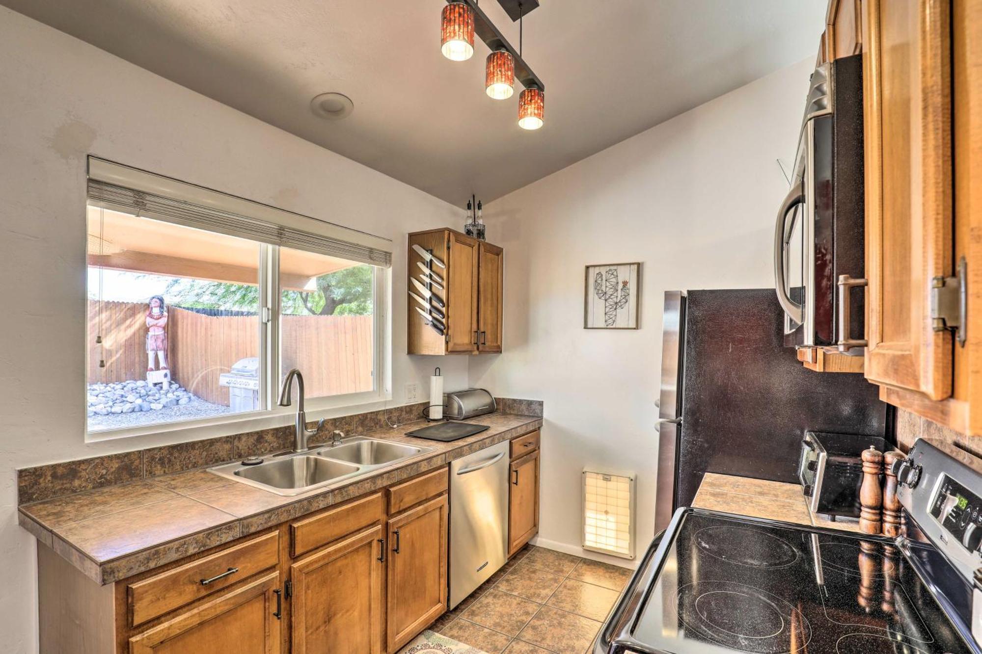 הוילה East Tucson House With Private Backyard And Fire Pit מראה חיצוני תמונה